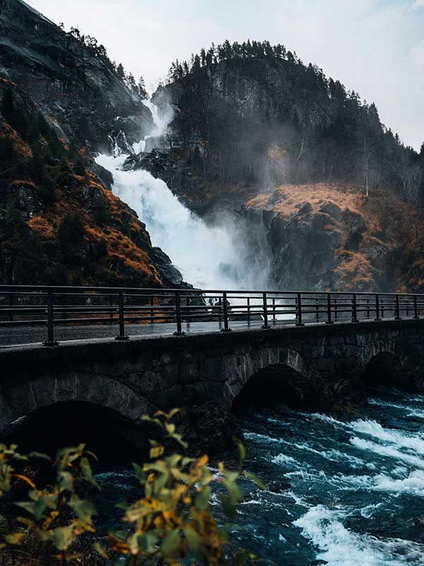 NBA ｜ 皇马 vs 利物浦，教练的一个决定引发讨论，C罗出现新情况，背后原因不简单